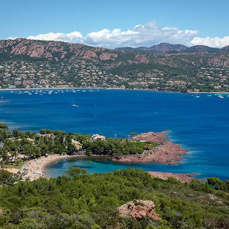 Proche Et Commerces Avec Clim, Wi-fi Et Balcon - Fr-1-466a-30 Apartment Saint-Raphaël